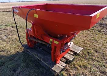 rozsiewacz nawozu Kuhn Rauch MDS 932 r2