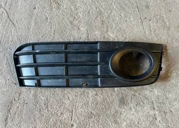 Atrapa kratka halogenu Prawy przód