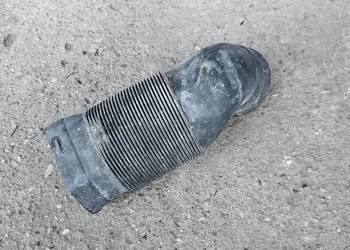 Rura dolot powietrza mercedes w210 2105281804