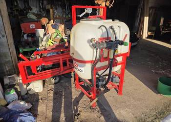 Opryskiwacz zawieszany lisicki