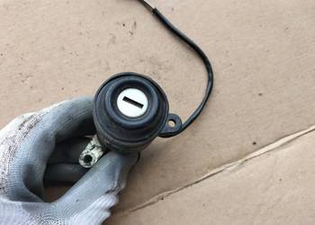 Audi 80 B3 B4 ZAMEK WKŁADKA BAGAŻNIKA