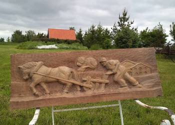 Płaskorzeźba "Orka"