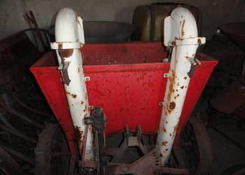 Sadzarka dwurzędowa do ziemniaków Akpil