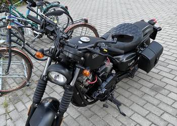 Motocykl Hyosung gv 125s
