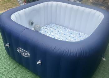 Jacuzzi z hydromasażemLay-z Spa Hawaii Smart kwadratowy Bestway 840 l 2025R
