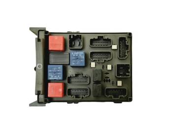 SKRZYNKA BEZPIECZNIKÓW RENAULT LAGUNA II 518002209 8200148810 8200004201E