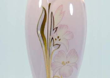 Wazonik z różowej porcelany RGK