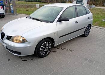 Seat Ibiza 1,4 16v + gaz 2004r technicznie sprawny , ważne OC i przegląd