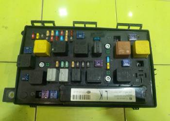 ZAFIRA B II LIFT 1.6 B 13r skrzynka bezpiecznikow BSI 1534937 13268301