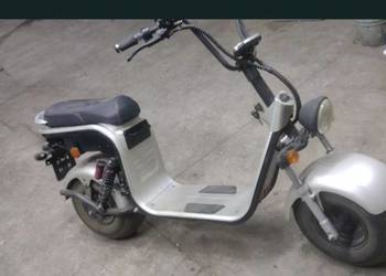 Skuter elektryczny