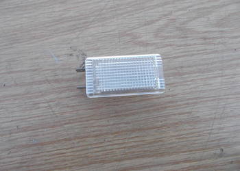 Corsa D 07r  lampka wnętrza Corsa D 07r  lampka wnętrza