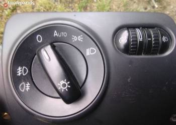 Włącznik świateł pod halogeny VW Auto 1K0941491AS