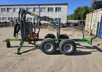 Przyczepa leśna do zrywki FARMA T6, własna hydraulika z pompą, żuraw C3,8 …