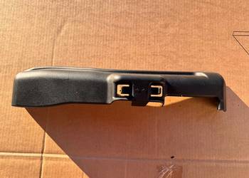 Osłona lewarka pod siedzenie Toyota Yaris III 11-20 58442-0D090