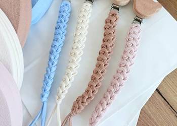 Zawieszka do smoczka z drewnianym klipsem handmade