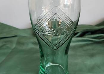 Szklanka kolekcjonerska Coca – Cola stylizowana na butelkę z 1916