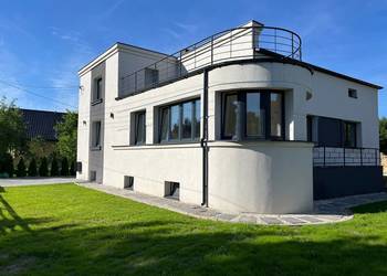 ZAMIANA Willa modernistyczna las basen duża działka