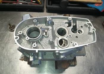 Nowe kartery połówki DDR MZ ETZ 125 150 pod obrotomierz i dozownik oleju