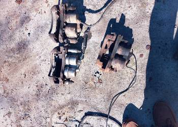 Mercedes sprinter VW lt 46 bliźniak zaciski tył komplet