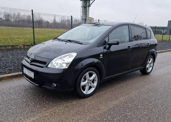 Toyota Corolla Verso 2.2 D-4D 7osobowy 2006r 211tys km Hak Klima Tempomat …