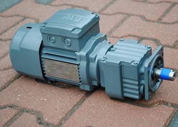 Motoreduktor kołnierzowy 0.25kw. 190obr z hamulcem