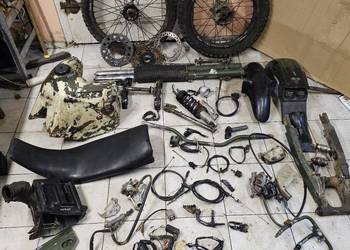 Honda XR 600 części xr600 xl 600 xl600 koło bak siedzenie amor lagi zacisk