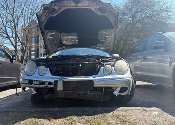 Mercedes-Benz Klasa E 200 benzyna 2004r Automatik Avangarde