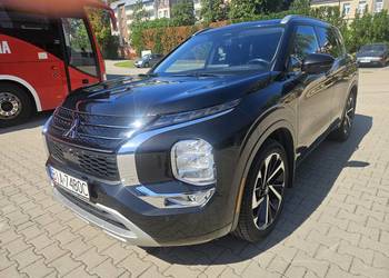 Mitsubishi Outlander 2,5 SEL IV gen. Special Edition 4x4, 7-osobowy