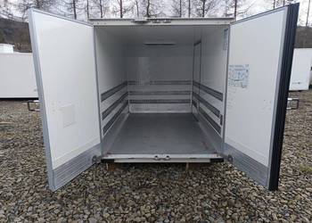 Komora chłodnicza izotermiczna zewnętrzne z agregatem stacjonarnym