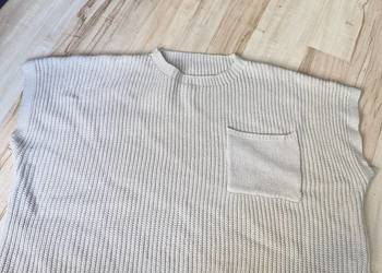 Sweter z krótkim rękawem