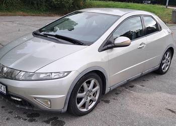 Honda Civic VIII 1.8 5d 2007r. 140 km