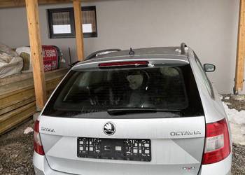 Skoda octavia uszkodzona 2015