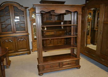 biblioteka .regał . orzech