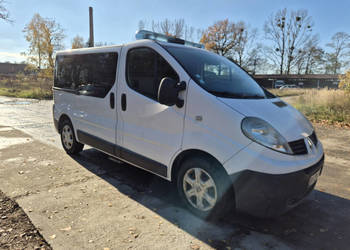 RENAULT Trafic 2.0 dCi 115 KM (2011)