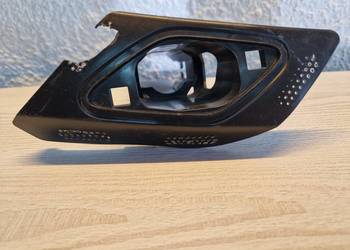 Mocowanie spryskiwacza WV Sportsvan. strona lewa