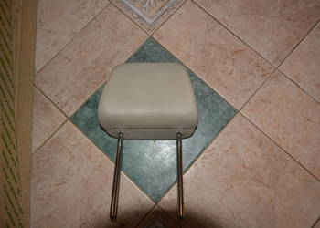 Zagłówek kierowcy Skoda octavia 2 skóra jasna