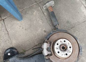 Skoda Superb II LIFT 12-15r 4x4 Zawieszenie zwrotnica lewy tył zacisk