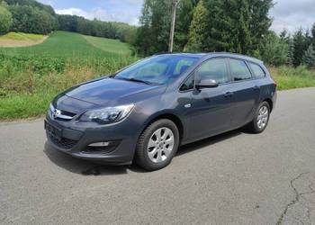 Opel Astra J 2016r. 1.6cdti 136km stan bdb