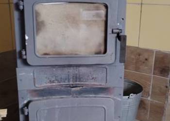 Sprzedam piec szamotowy typu kominek. 3500 zł