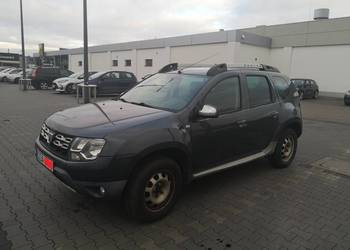 Dacia Duster Laureate (Facelifting) 1.6 16V 4x2 - 2014r.