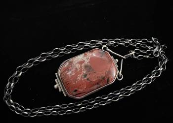 Srebrny wisior z       kamieniem jaspis czerwony komplet łańcuch srebro 925