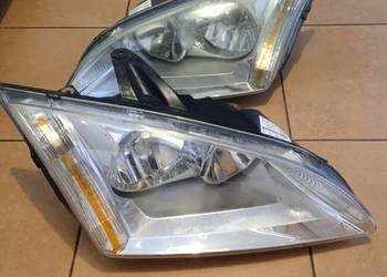 Ford Focus MK2/ 2010r / reflektory przednie lewy i prawy orginal
