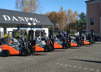 Wynajem wózków wózka widłowego widłowych Toyota Linde 1,5t - 8t