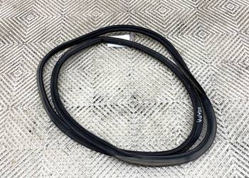 USZCZELKA KLAPY BAGAŻNIKA SKODA OCTAVIA IV Kombi 5E7827705D