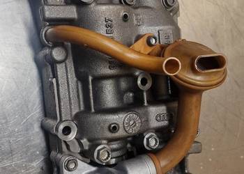 Pompa oleju z wałkami VW T5 T6 2.0 TDI, Audi, Skoda, CFCA CFC