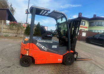 wózek widłowy elektryczny TOYOTA 8FBMT25 Triplex 4.30m 2500kg 3200mtg