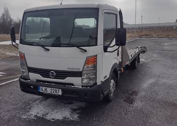 Nissan Cabstar Canter autolaweta pomoc drogowa najazd ocynk Iveco LT Master