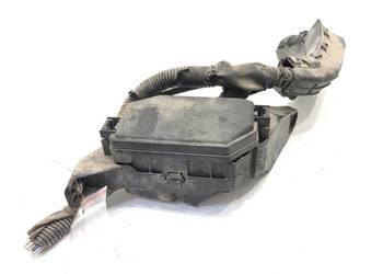 SKRZYNKA BEZPIECZNIKÓW TOYOTA COROLLA E21 Sedan/Limuzyna 1.8 98KM MODU