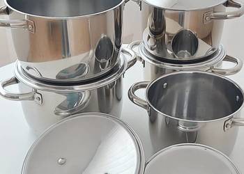 IKEA komplet garnków 2x5l i 3x2,5l z pokrywkami.