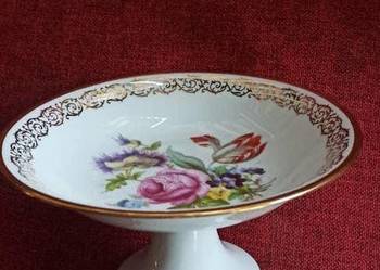 Patera. Na nodze. Gloria Fine Porcelain Bavaria. Handwork Bayreuth.
